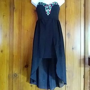 Black jeweled body central dress